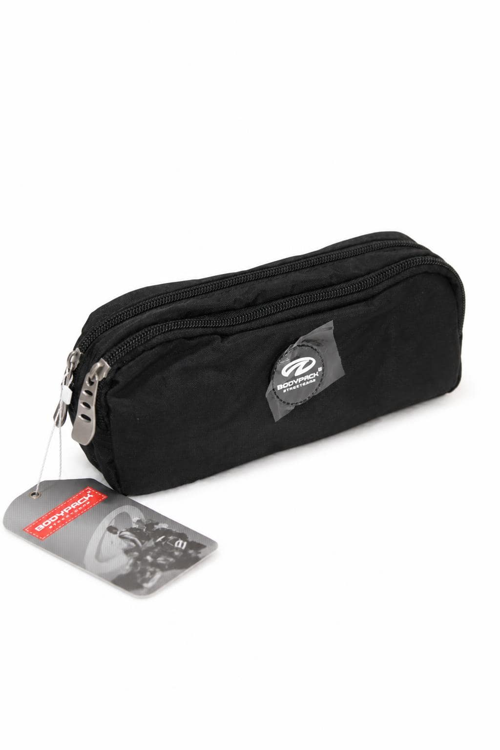 0248f31a-db06-45cc-8e12-2816fa46b055-1.jpg مقلمة قماشية BodyPack بسحابين باللون الأسود - 1485240 - الصورة 1