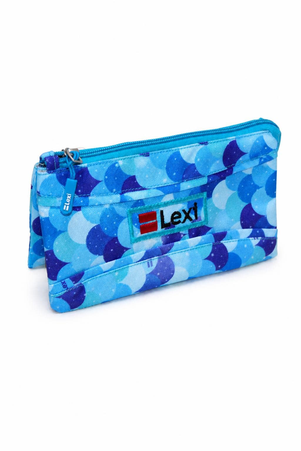 0642e12c-f436-4a9b-809d-79f2e66dc11a.jpg مقلمة Lexi مدرسية قماشية مثلثة بسحاب واحد - موديل 9124 - الصورة 1