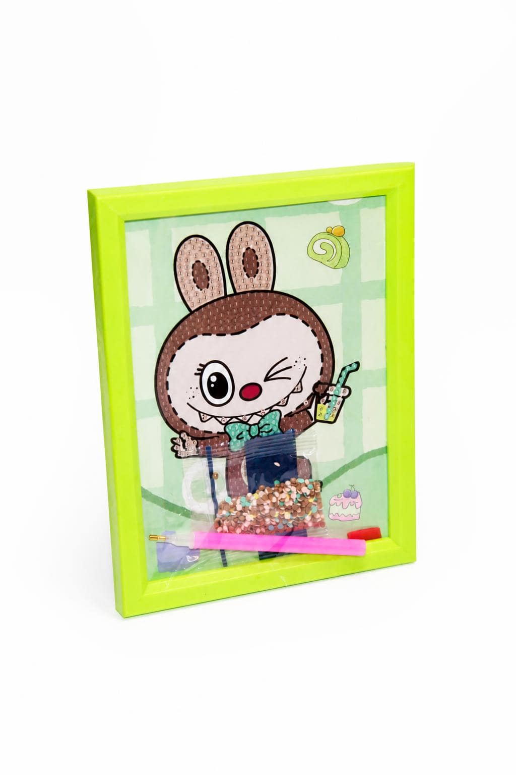 bb8347e4-88a5-4f2e-b303-3b7b11b2c2fb-1.jpg لوحة تلوين ستراس بإطار بلاستيكي أخضر موديل 1336934 - الصورة 1